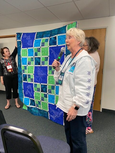 Carol Nelson shares another beautiful Hawaiian quilt!